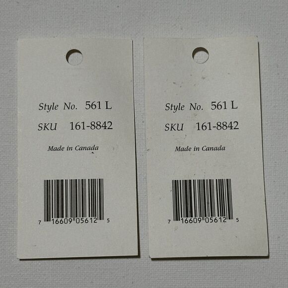 Mary Engelbreit Daisy Kingdom 2-Hole Buttons - 2 Cards Bunny (Single) Vtg - Picture 2 of 3